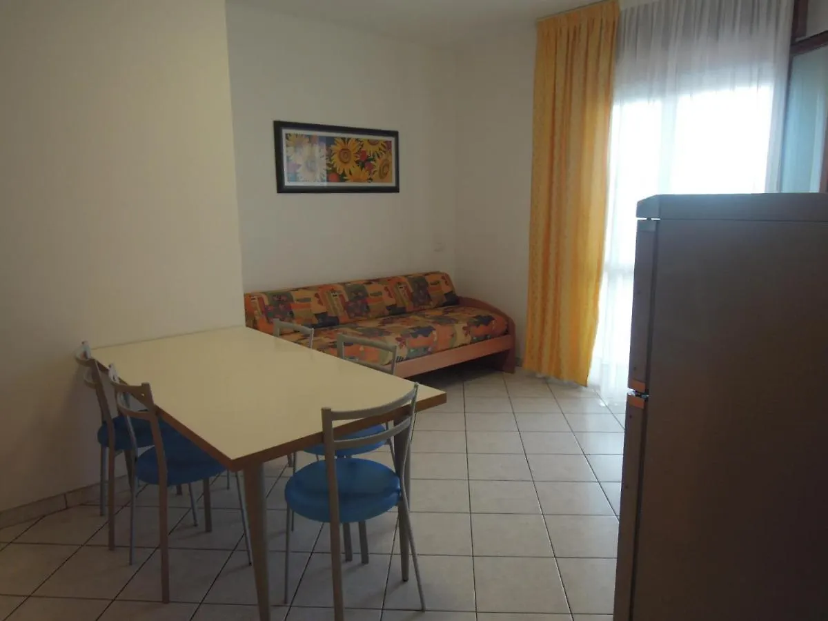 Renovated Flat Next To The Beach - Beahost Bibione Appartamento